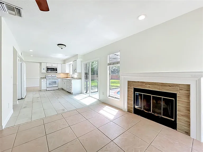 650 Whittingham Pl — Photo 27