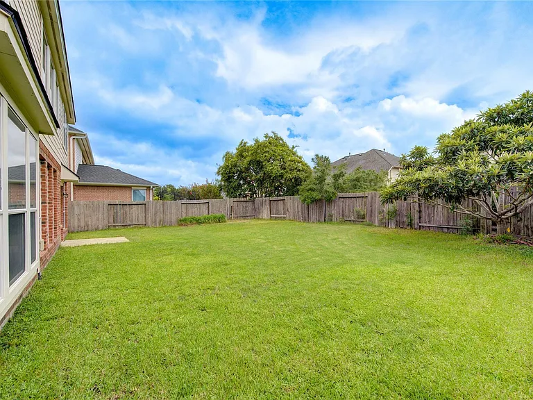 6018 Royal Hollow Ln — Photo 25