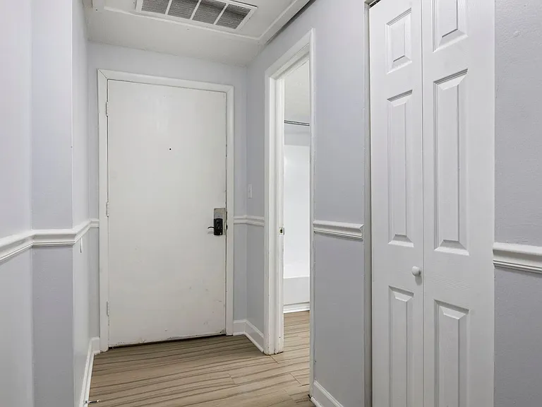 Balsam Avenue Apartments - The Villages — Photo 8