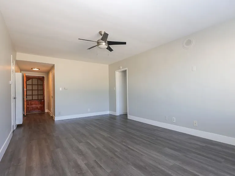 La Casa Blanca — Photo 10