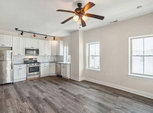 623 W Girard Ave #B123, Philadelphia, PA