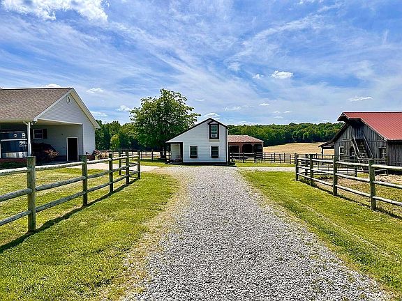 Home, two barns & cottage 
