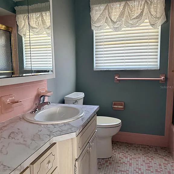 10502 Laburnum Dr — Photo 9