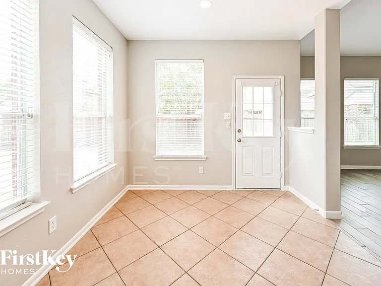 13803 Turning Spring Ln — Photo 10