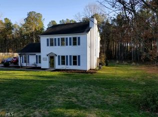 250 Natures Cove Rd, Newnan, GA 30263