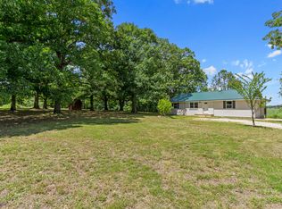 263 Three Springs Loop, Long Lane, MO 65590