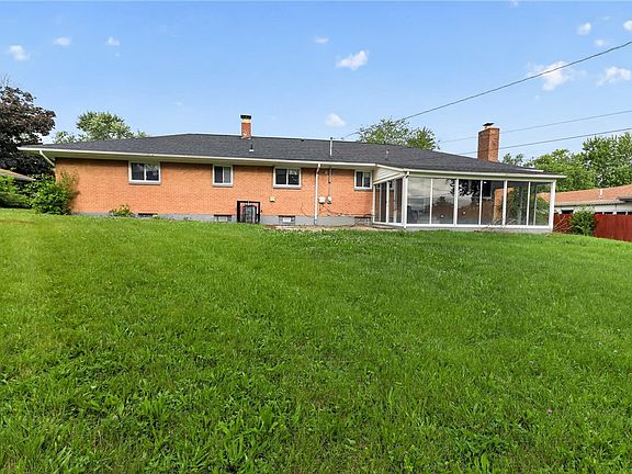 4th image of 3838 Dorset Dr