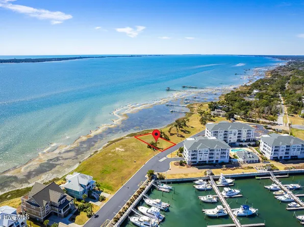 137 Lands End Road, Morehead City, NC 28557