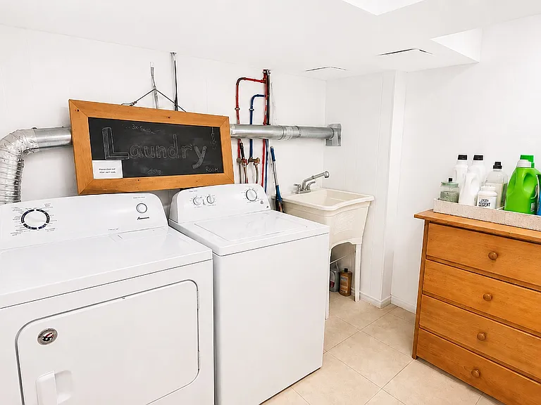 34 Phelps Ave #2 — Photo 12