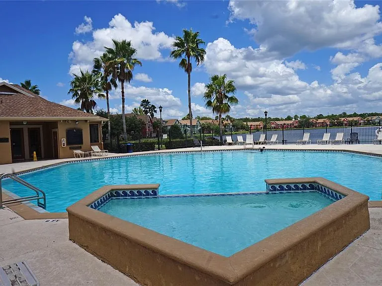 9018 Lake Chase Island Way #9018 — Photo 24