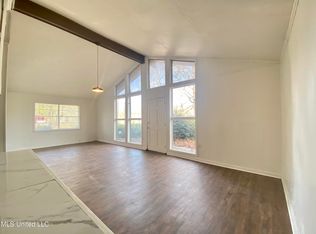 206 7th Ave NE, Magee, MS 39111