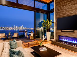 1502 Palm Ave SW, Seattle, WA 98116