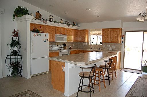 3rd image of 1030 Simitan Ln
