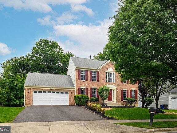 3rd image of 13429 Fairland Park Dr