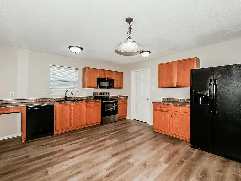 13323 N Brick Chapel Dr — Photo 10