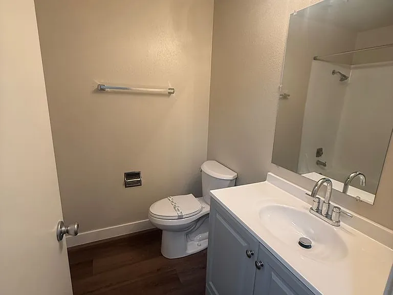 3331 NE 57th Ave — Photo 10
