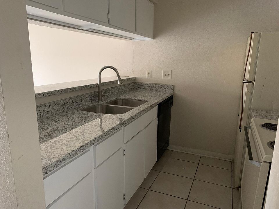 1st image of 10110 Forum West Dr APT 605