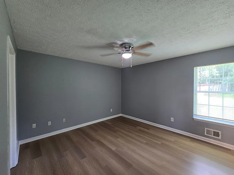 3706 Locust Ave — Photo 21