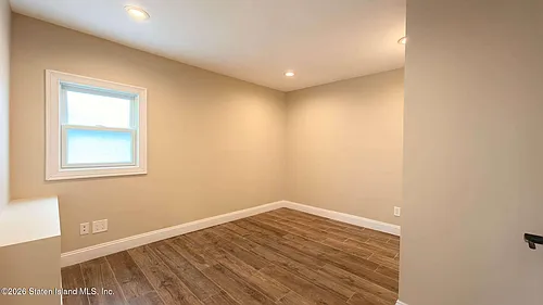 75 Ionia Ave #1 Photo 1