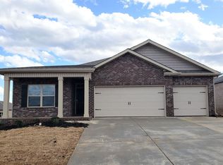 110 Settlement Dr, Huntsville, AL 35810