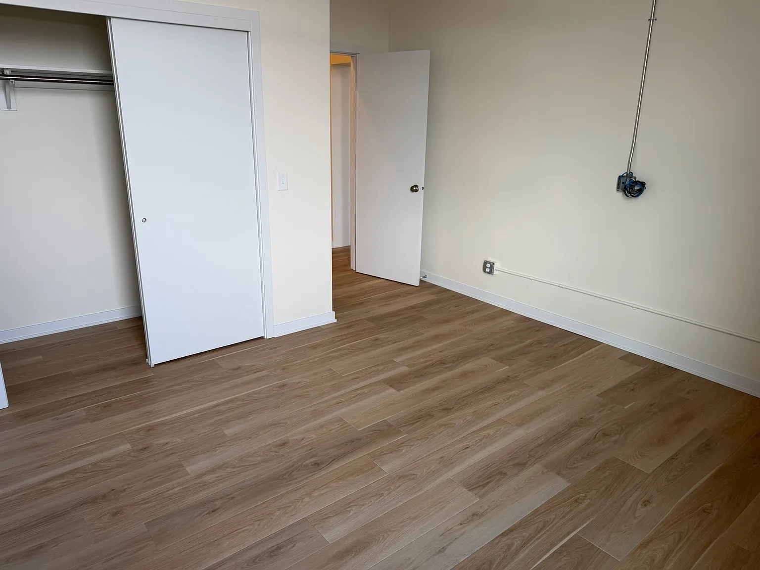 1 bed, 656 sqft, $1,275 — Photo 2