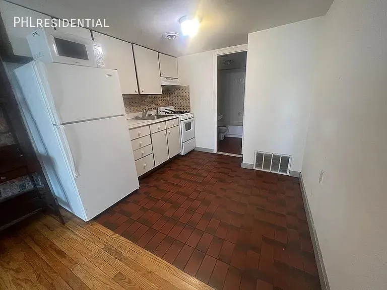 315 South Street — Photo 3