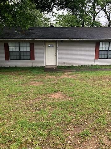 2nd image of 413 Mockingbird Ln