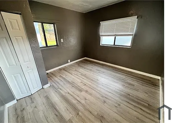 635 Florence St — Photo 8