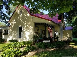 239 Elm St, Paoli, IN 47454