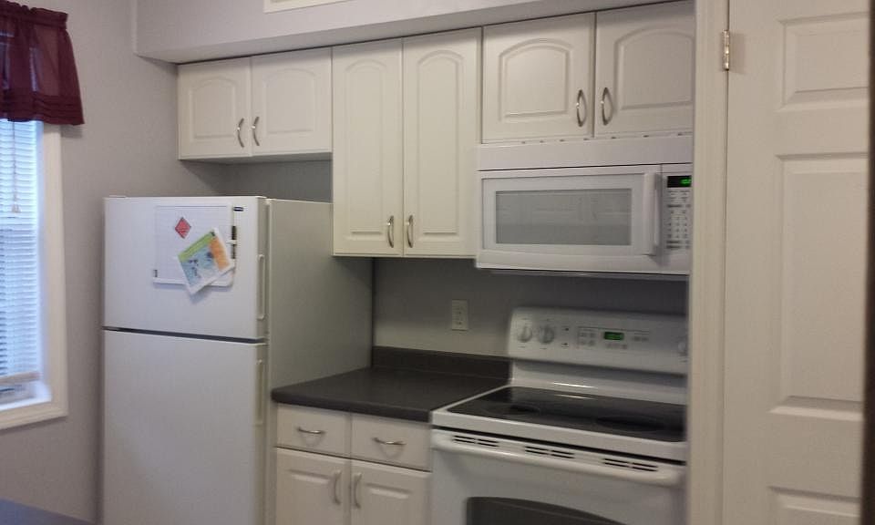 2nd image of 203 Windsor Dr