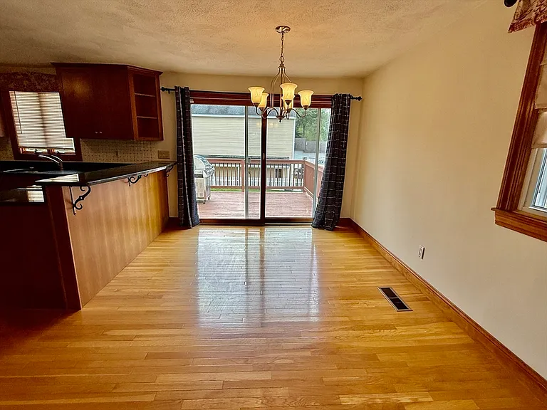 10 Sheridan St #TOP — Photo 8