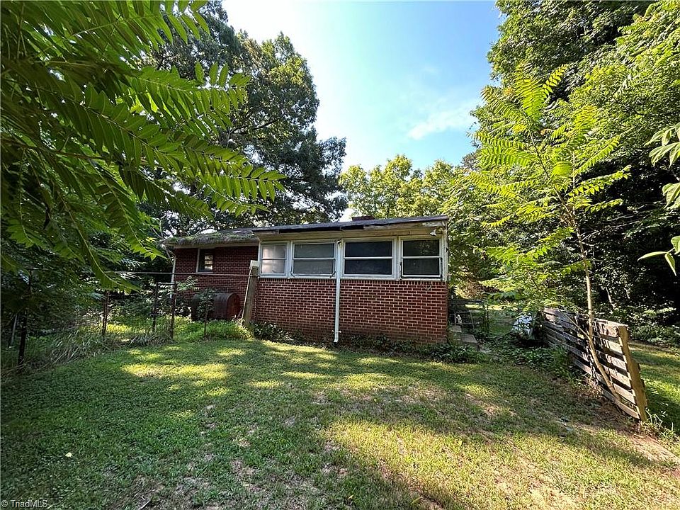 2nd image of 4855 Woody Mill Rd