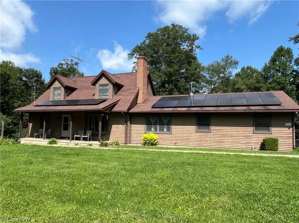 2967 Mineral City Zoar Rd NE, Bolivar, OH 44612
