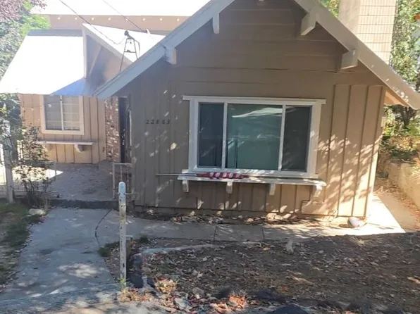 22883 Juniper Ln, Crestline, CA 92325