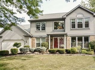 27W068 Maxwell Ct, Winfield, IL 60190