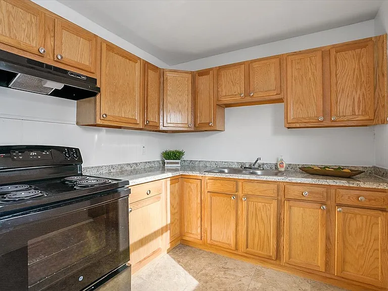 2448 Rainbow Ct — Photo 13
