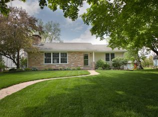 103 N Center St, Gardner, IL 60424