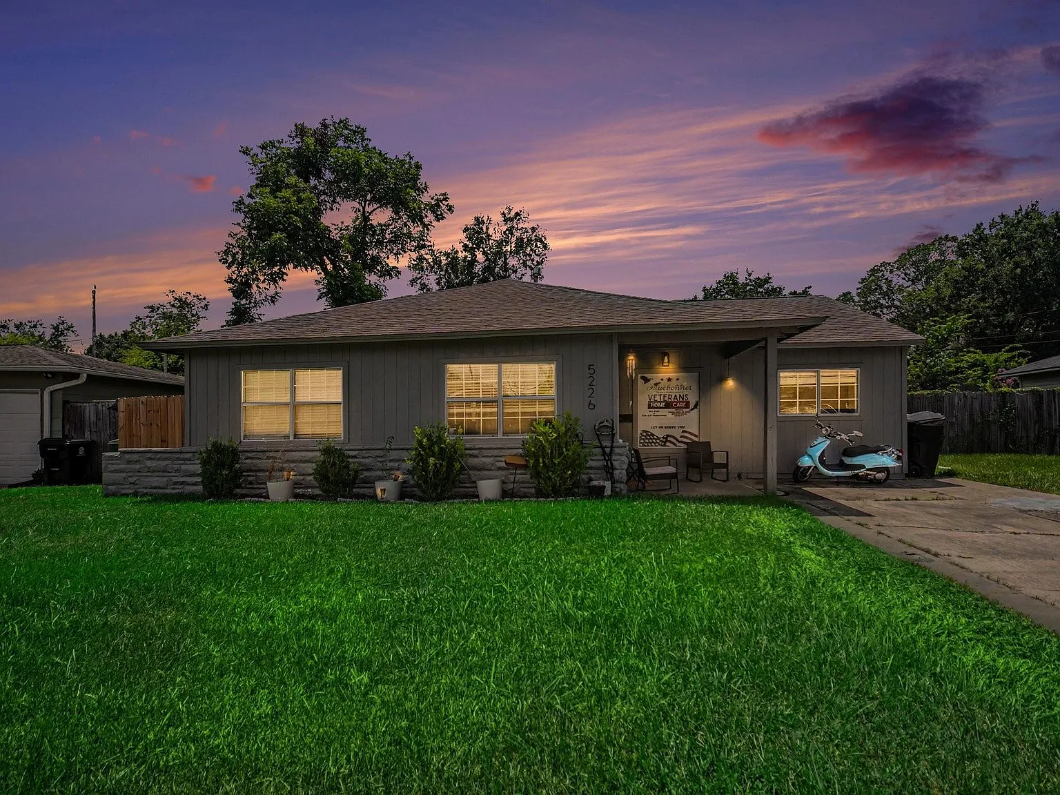 4 bed, 2.0 bath, 1750 sqft, $2,000 — Photo 1