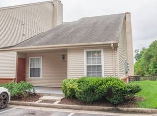 1049 Gas Light Ln, Virginia Beach, VA 23462