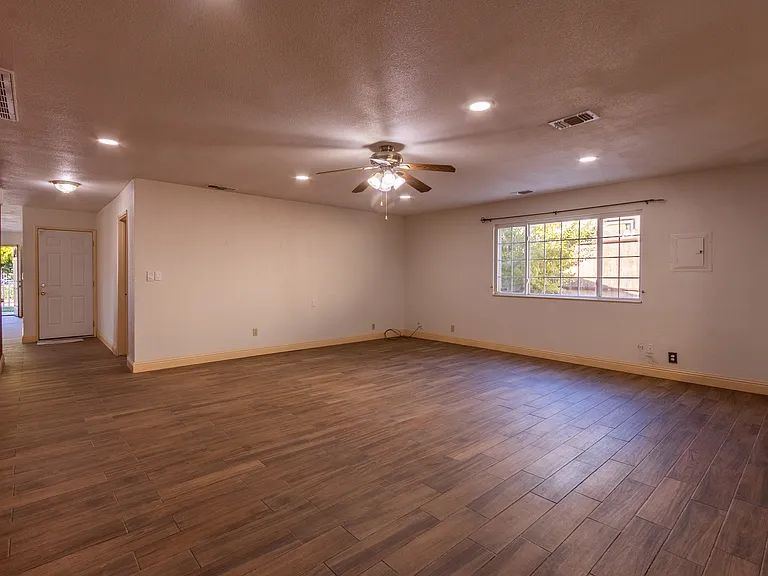 5500 Sunset Oak Ct — Photo 43