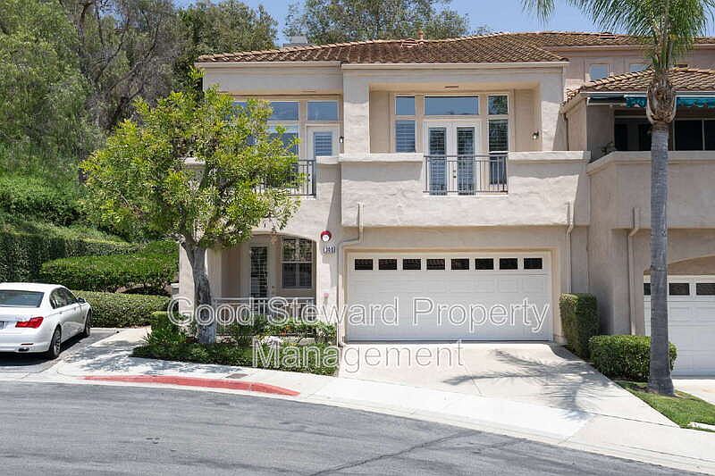 1st image of 308 S San Vicente Ln