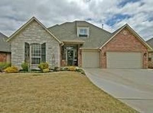 3200 Ash Grove Rd, Edmond, OK 73003