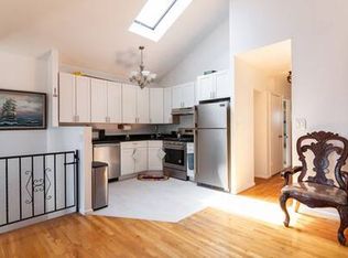 52 Bay 47 St #3, Brooklyn, NY 11214
