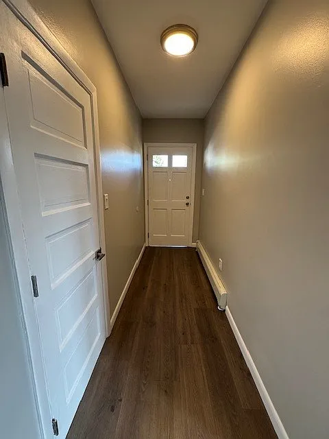 3 bed, 1100 sqft, $3,350 — Photo 3
