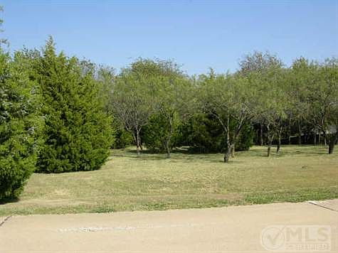 2nd image of 2711 Prairie Acres Cv