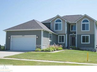 14255 Mulholland Dr, Bath, MI 48808