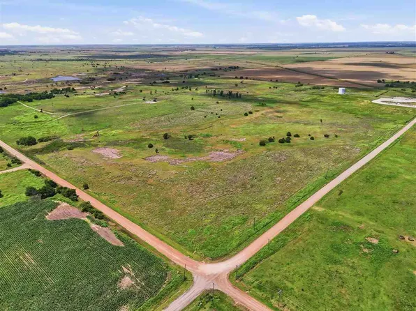 E County Line Rd, Tonkawa, OK 74653