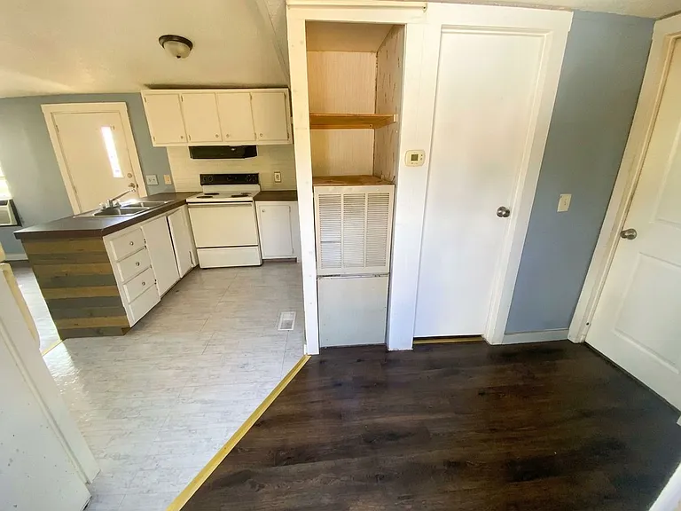 309 Inwood St — Photo 3