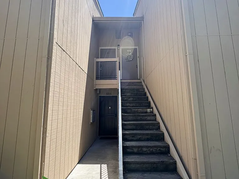 930 Kiely Blvd #G — Photo 2