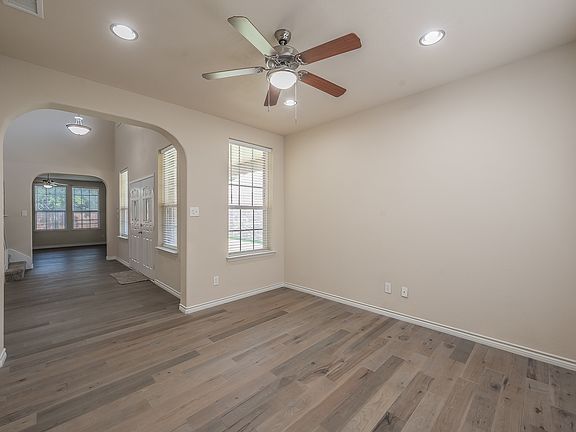 4th image of 6524 Hickory Hill Dr